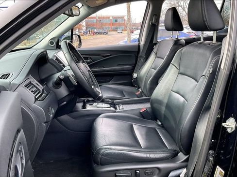 Used 2016 Honda Pilot Touring image 28