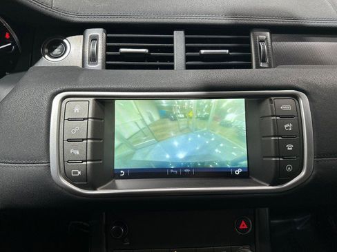 Used 2018 Land Rover Range Rover Evoque SE AWD/4WD image 45