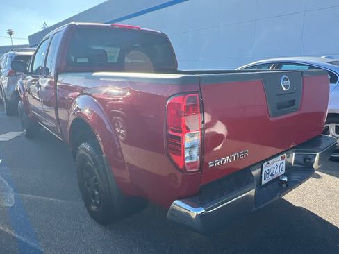 Used 2012 Nissan Frontier S RWD image 6