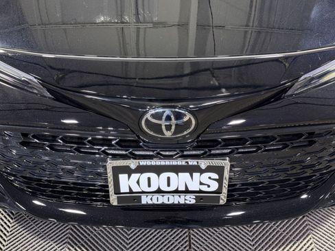 Used 2024 Toyota Corolla SE FWD image 12