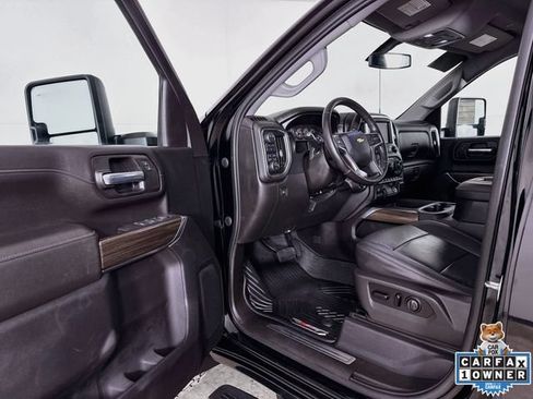 Used 2021 Chevrolet Silverado 2500 LT w/ All Star Edition AWD/4WD image 3