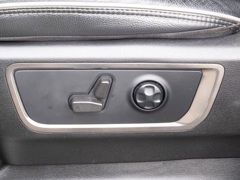 Used 2021 RAM 1500 Limited AWD/4WD image 16