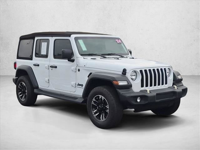 Used 2024 Jeep Wrangler Unlimited Sport AWD/4WD image 3