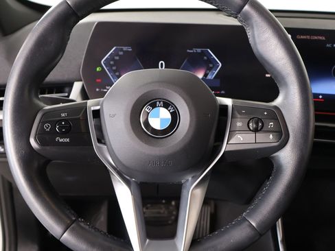 Used 2023 BMW X1 xDrive28i AWD/4WD image 3
