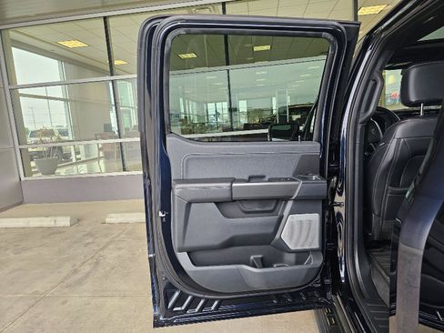 Used 2025 Ford F150 Lariat w/ Equipment Group 502A High AWD/4WD image 16