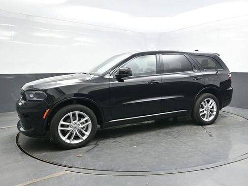 Used 2024 Dodge Durango GT image 3