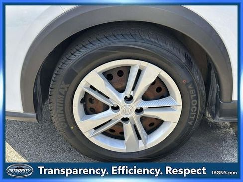 Certified 2021 Nissan Kicks S FWD image 9