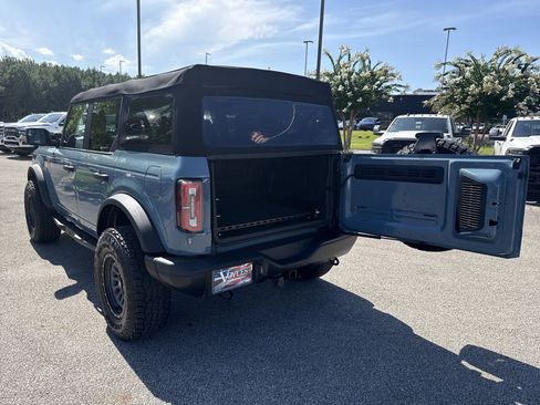 Used 2023 Ford Bronco Badlands AWD/4WD image 18