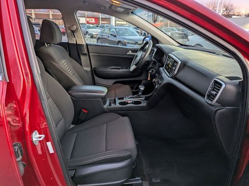 Used 2020 Kia Sportage LX w/ LX Popular Package image 31