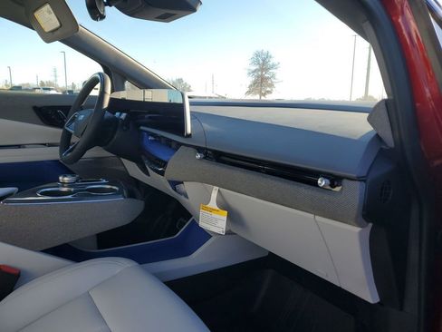 New 2026 Cadillac Optiq Sport 1 w/ LPO, Floor Liner Package image 33