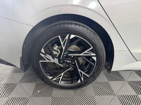 Used 2025 Kia K5 GT-Line w/ GT-Line Premium Package FWD image 13