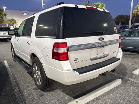 Used 2016 Ford Expedition Platinum image 4