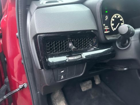 Used 2023 Honda CR-V Sport Touring image 10