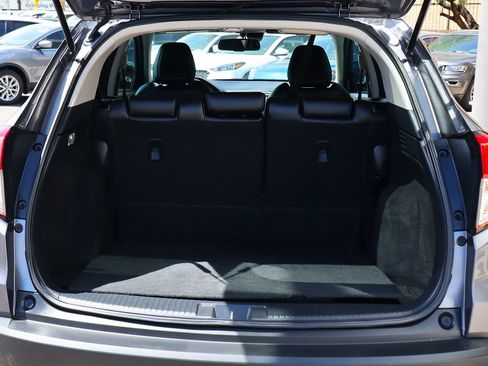 Used 2021 Honda HR-V EX-L image 25