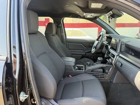 Used 2026 Toyota 4Runner SR5 AWD/4WD image 28