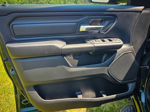 New 2026 RAM 1500 Express AWD/4WD image 11