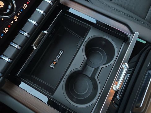 New 2026 GMC Yukon XL Denali w/ Sun & Power Step Package image 26