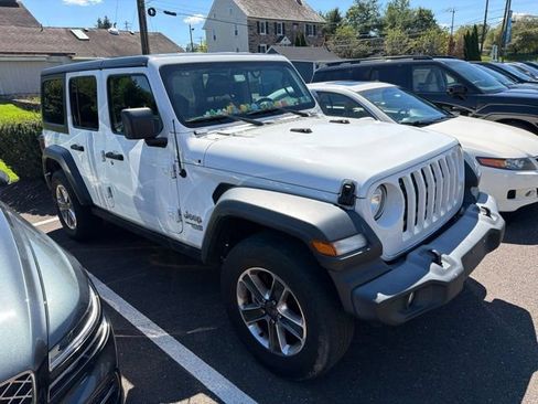 Used 2019 Jeep Wrangler Unlimited Sport S AWD/4WD image 14