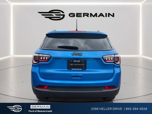 Used 2025 Jeep Compass Latitude w/ Altitude Special Edition AWD/4WD image 7