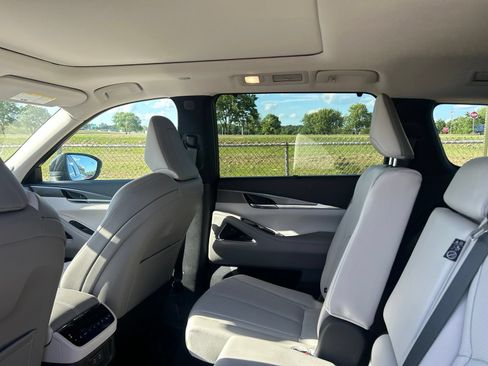 Certified 2026 INFINITI QX60 Luxe w/ Cargo Package AWD/4WD image 30