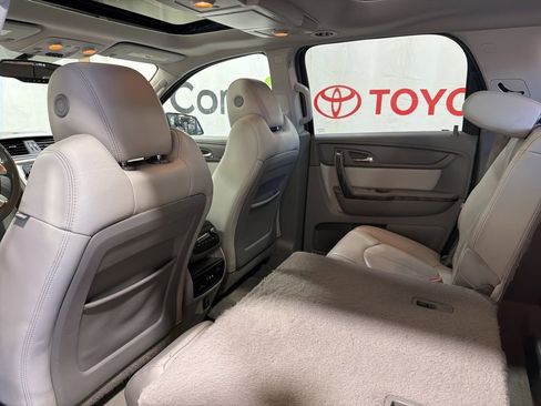 Used 2014 GMC Acadia SLT image 20