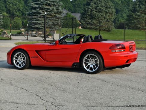 Used 2003 Dodge Viper SRT-10 image 9