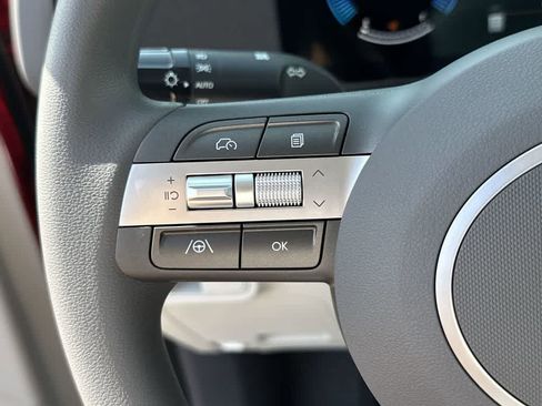 New 2025 Hyundai Kona SE FWD image 23