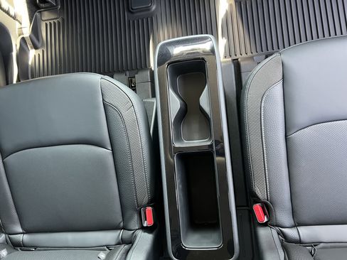 New 2026 Nissan Pathfinder SL image 30