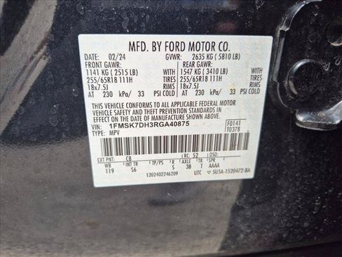 Used 2024 Ford Explorer XLT w/ Equipment Group 202A RWD image 25