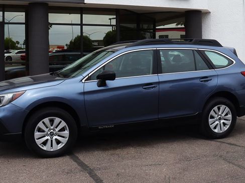 Used 2018 Subaru Outback 2.5i image 7