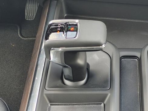New 2026 GMC Sierra 1500 SLT AWD/4WD image 15