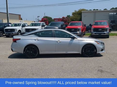 Used 2020 Nissan Altima 2.5 SR w/ Premium Package AWD/4WD image 14