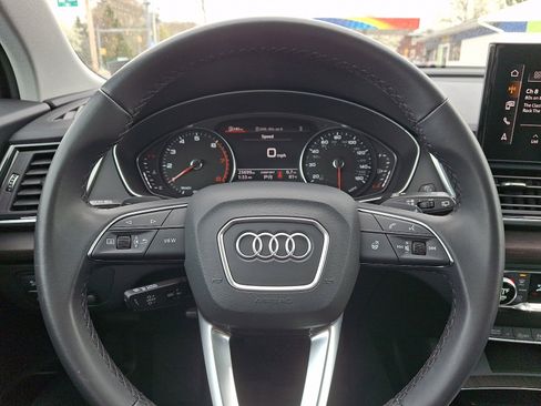 Used 2023 Audi Q5 2.0T Premium w/ Convenience Package image 18