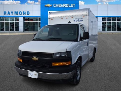 New 2025 Chevrolet Express 3500 Work Van w/ Power Convenience Package image 7