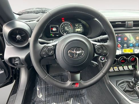 New 2026 Toyota GR86 Base image 14