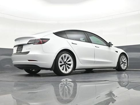 Used 2021 Tesla Model 3 Long Range AWD/4WD image 26