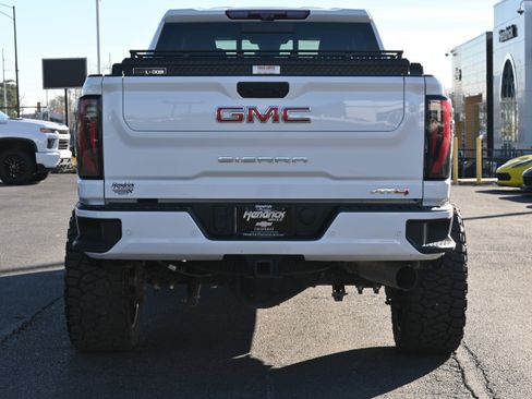 Used 2024 GMC Sierra 2500 AT4 w/ AT4 Premium Plus Package image 11