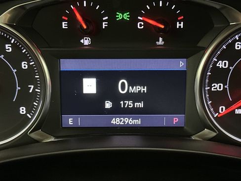 Used 2022 GMC Terrain SLE w/ Driver Convenience Package AWD/4WD image 29