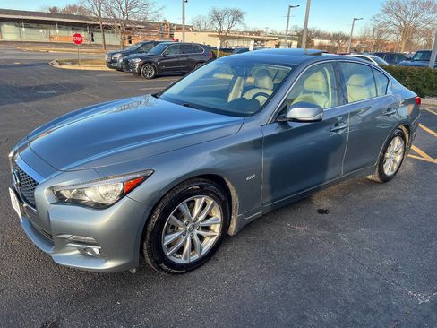 Used 2017 INFINITI Q50 Premium w/ 2.0T Premium Plus Package image 6