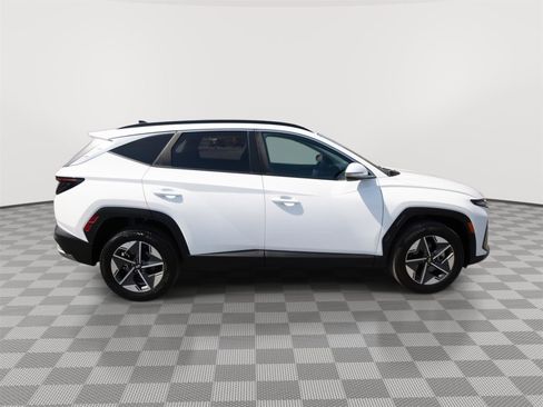 Used 2025 Hyundai Tucson SEL AWD/4WD image 6