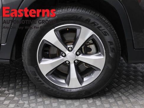 Used 2021 Jeep Cherokee Limited AWD/4WD image 33
