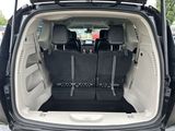 Used 2023 Chrysler Pacifica Touring-L image 5