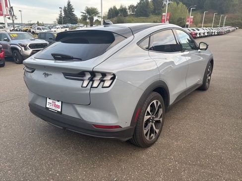 Used 2024 Ford Mustang Mach-E Select image 5