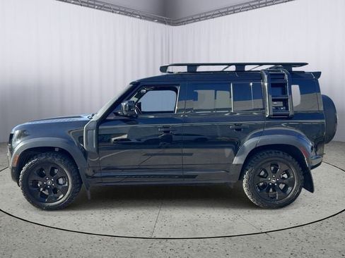 Used 2023 Land Rover Defender 110 X-Dynamic SE AWD/4WD image 3