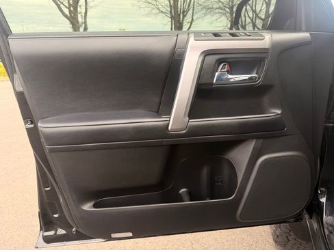 Used 2021 Toyota 4Runner SR5 image 13