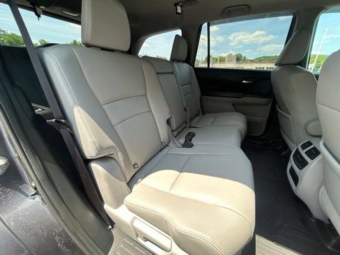 Used 2017 Honda Pilot EX-L image 42