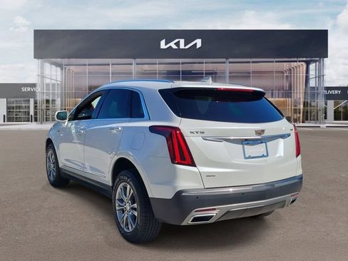 Used 2020 Cadillac XT5 Premium Luxury AWD/4WD image 4