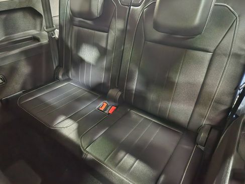 Used 2022 Volkswagen Tiguan SE FWD image 51