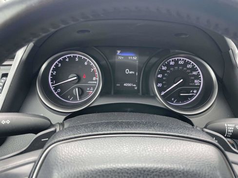 Used 2022 Toyota Camry SE w/ Convenience Package FWD image 37