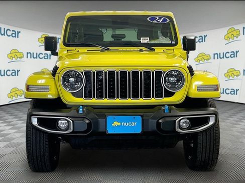 Used 2024 Jeep Wrangler Unlimited Sahara AWD/4WD image 2